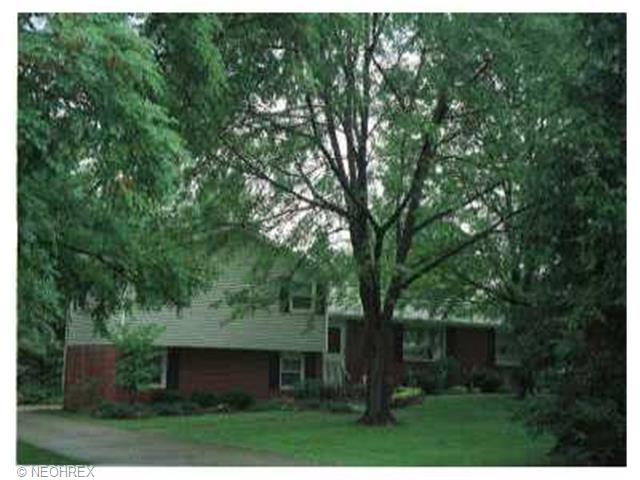 7631 Beth, Canton, OH 44721 photo 1