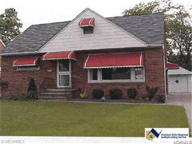 884 E 245 St, Euclid, OH 44123 photo 1