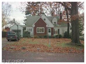 126 Lowell, Akron, OH 44310 photo 1