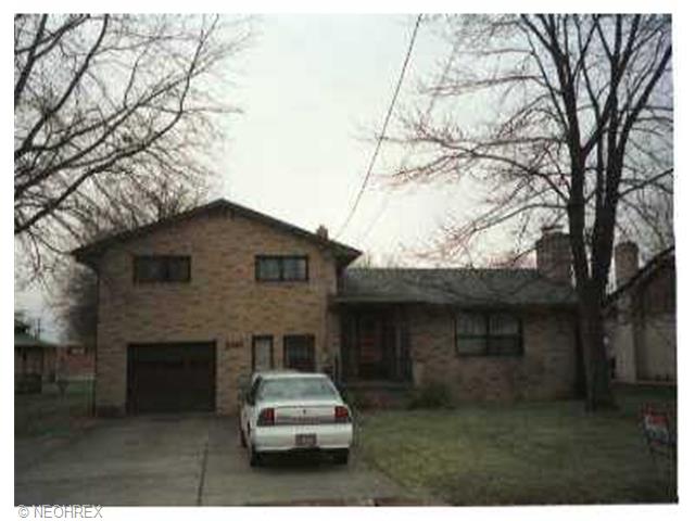 2610 17th St, Canton, OH 44708 photo 1