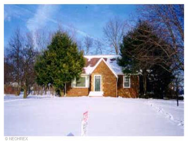 2702 Lakeside Ave, Canton, OH 44708 photo 1