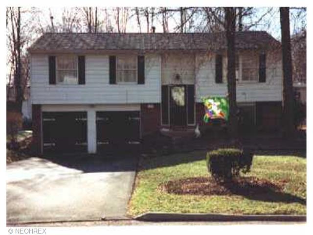 109 Dennis Dr, Cortland, OH 44410 photo 1
