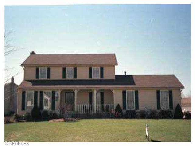2814 Duquesne Dr, Stow, OH 44224 photo 1