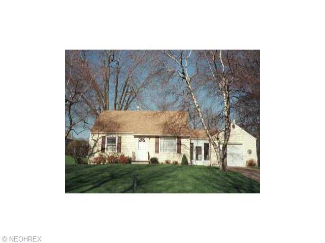 211 Oneida Ave, Canton, OH 44708 photo 1