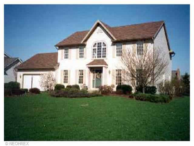3302 Hadrian Cir, Canton, OH 44708 photo 1