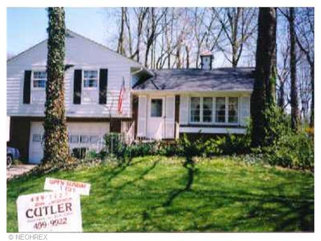 1516 Dunkeith Dr, Canton, OH 44708 photo 1