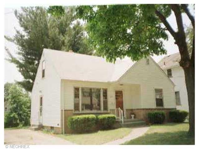 68 Wilson St, Struthers, OH 44471 photo 1