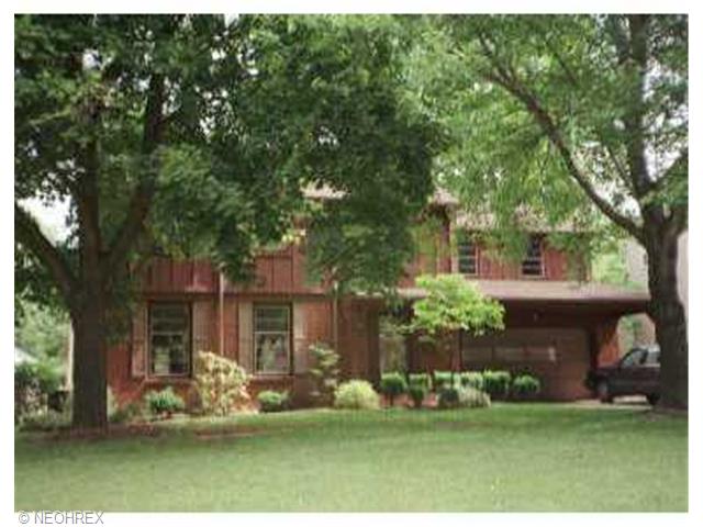 228 Wolcott Dr, Youngstown, OH 44512 photo 1