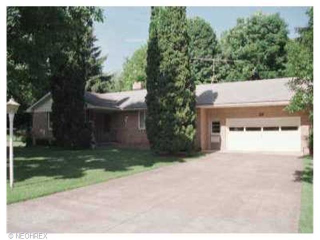 3933 Pfile Dr, Rootstown, OH 44272 photo 1