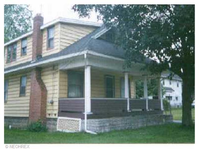 626 Garfield St, Struthers, OH 44471 photo 1