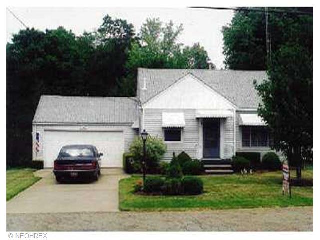 2939 19th St, Canton, OH 44708 photo 1
