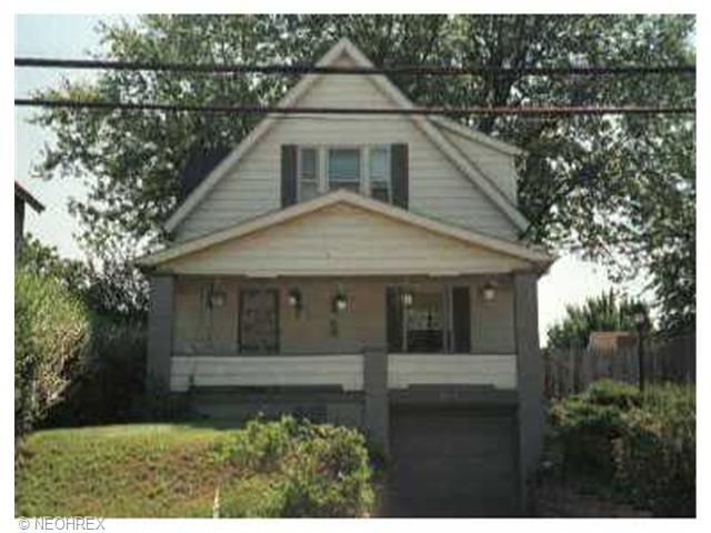 1916 Spring Ave, Canton, OH 44714 photo 1