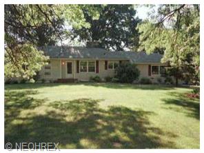 5817 Dailey Rd, Akron, OH 44319 photo 1
