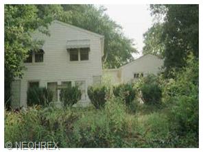 3716 Random Dr, Akron, OH 44319 photo 1