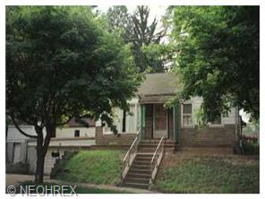 827 Kickapoo Ave, Akron, OH 44305 photo 1