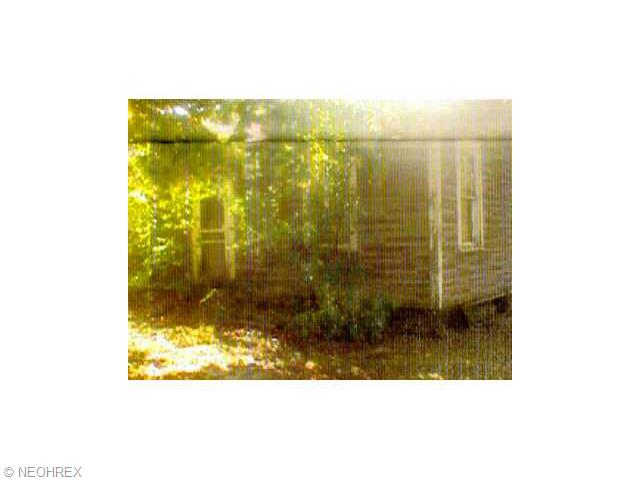 75 Bayview Dr, Beloit, OH 44609 photo 1