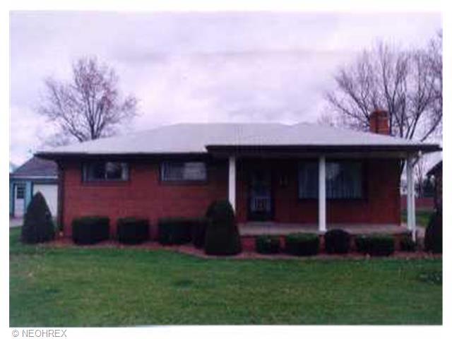 762 Devitt Ave, Campbell, OH 44405 photo 1