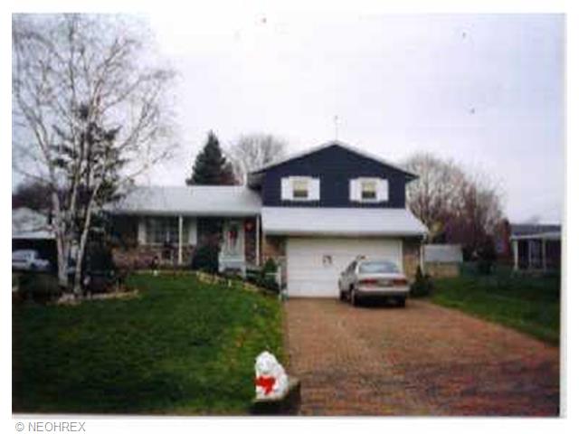 610 Netherwood Ave, Canton, OH 44708 photo 1