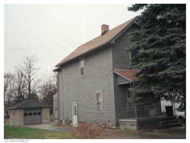 63 Elm St, Struthers, OH 44471 photo 1
