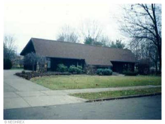 824 E 5th St, Dover, OH 44622 photo 1