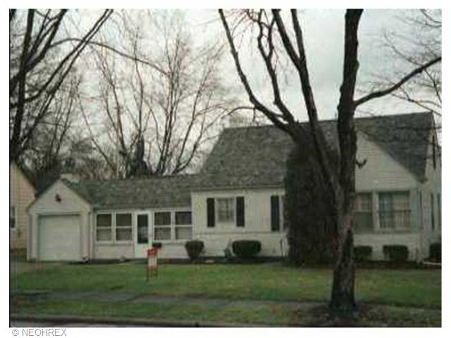 1483 Ridpath Ave, Akron, OH 44313 photo 1