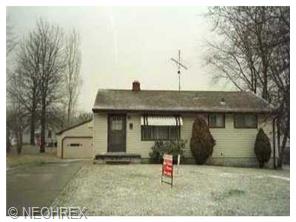 970 Compton Ln, Youngstown, OH 44502 photo 1