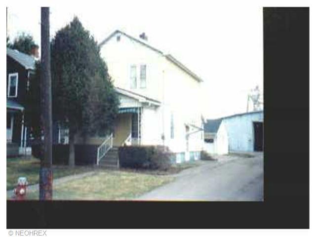 211 Rose Ct, Dover, OH 44622 photo 1