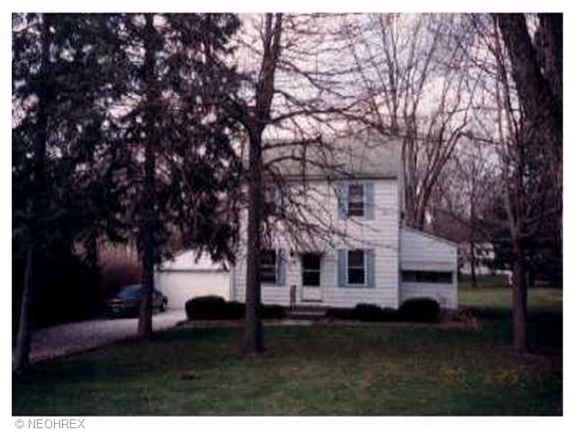 1965 Maple Rd, Stow, OH 44224 photo 1