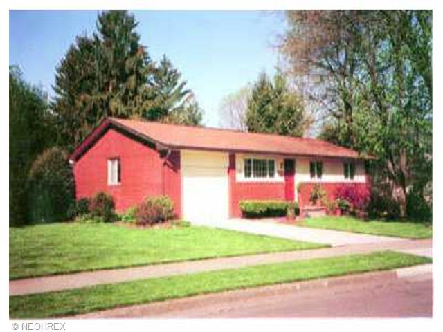 332 Glenview Ave, Dover, OH 44622 photo 1