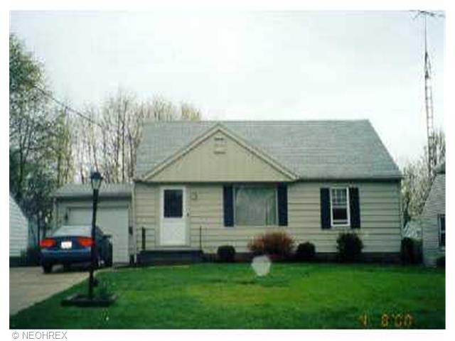 2524 Wertz Ave, Canton, OH 44708 photo 1