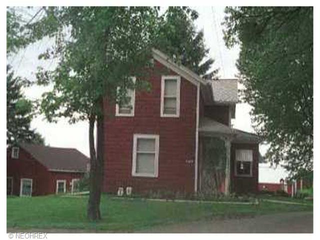 540 E Clinton St, Doylestown, OH 44230 photo 1