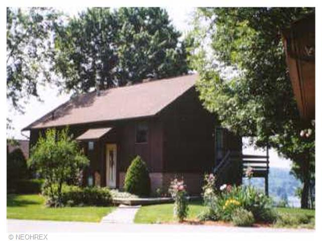 39 Apache Trl, Malvern, OH 44644 photo 1