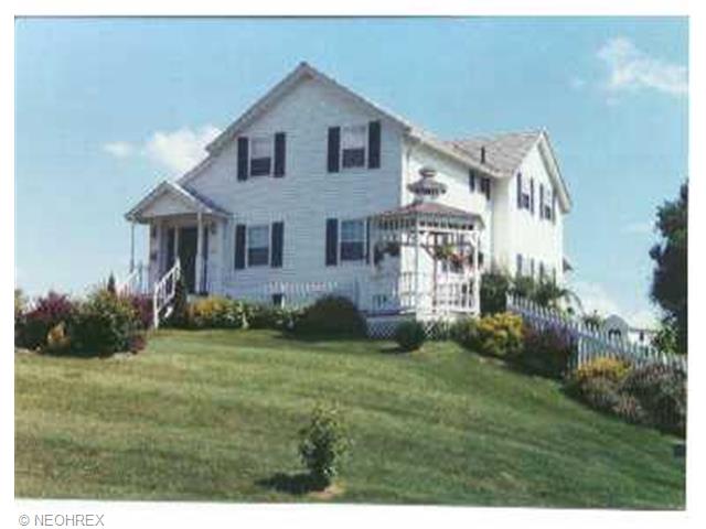 5014 Aurora St, Canton, OH 44708 photo 1