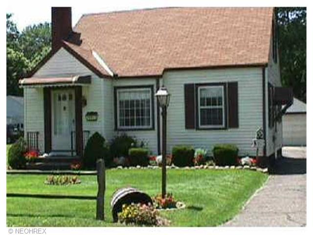 1241 Deville Ave, Canton, OH 44708 photo 1
