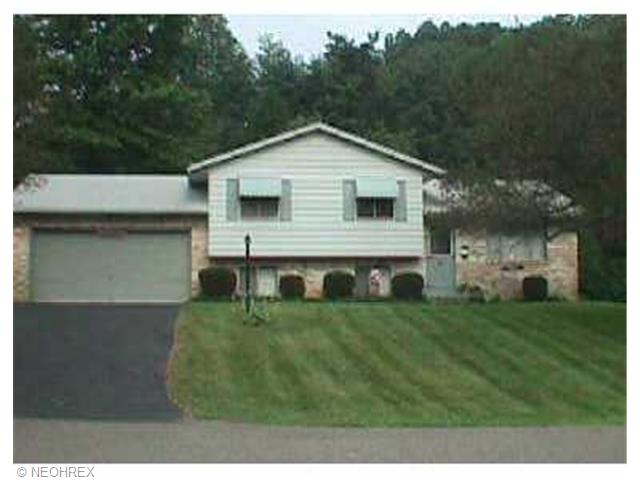 249 Adele Ave, Canton, OH 44708 photo 1