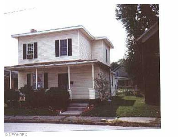 641 Orange St, Coshocton, OH 43812 photo 1