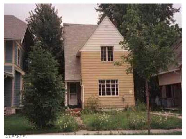 737 Noah Ave, Akron, OH 44320 photo 1