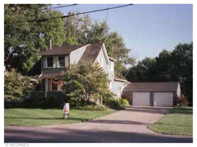 1925 Maple Rd, Stow, OH 44224 photo 1