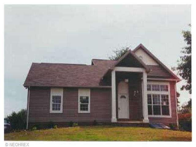 1440 Diamond St, Canton, OH 44721 photo 1