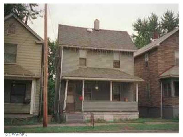 27 Terrace St, Struthers, OH 44471 photo 1