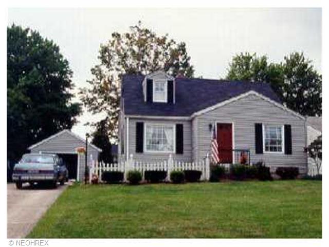 548 Creed St, Struthers, OH 44471 photo 1