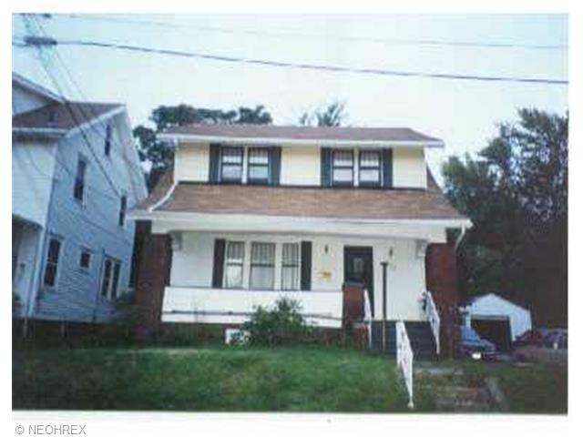 1432 Shriver Ave, Canton, OH 44705 photo 1
