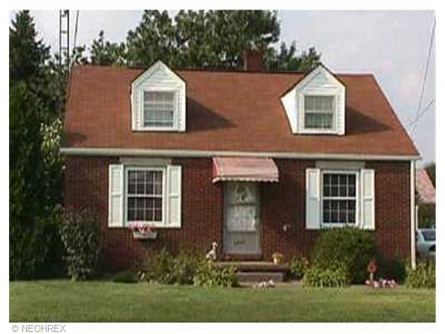 2921 14th St, Canton, OH 44708 photo 1