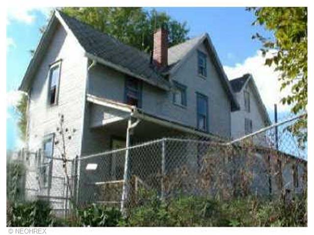 1925 3rd St NE, Canton, OH 44704 photo 1
