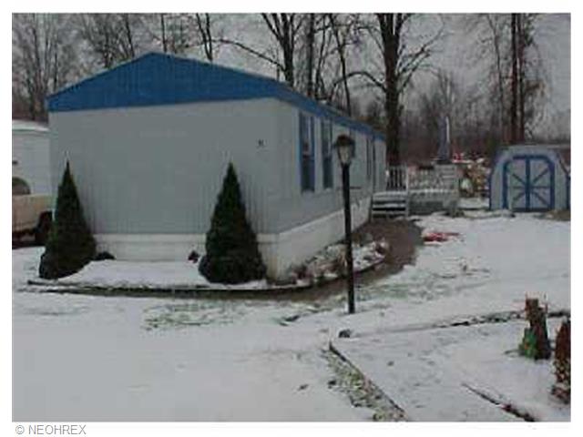 71 Outer, Vienna, OH 44473 photo 1