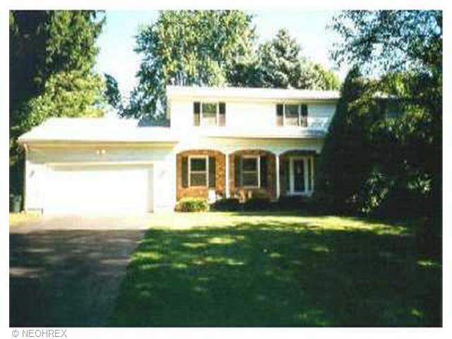 549 Ivan Dr, Kent, OH 44240 photo 1
