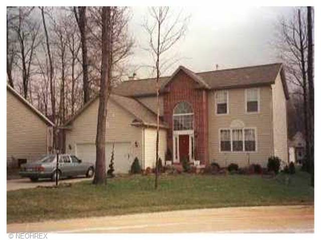 206 Adena Ter, Akron, OH 44321 photo 1