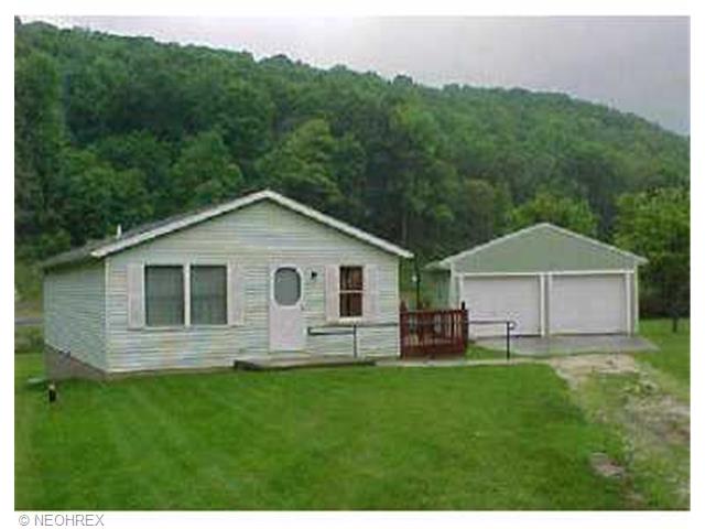 117 Evans Dr, Coshocton, OH 43812 photo 1
