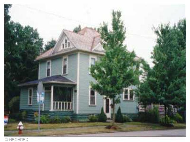1028 Dover Ave, Dover, OH 44622 photo 1