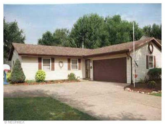 4189 Ruth Dr, Rootstown, OH 44272 photo 1